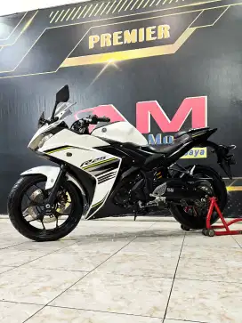 R25 Putih mutiara 2017 mewah murah siap gass.Anugerah motor rungkut