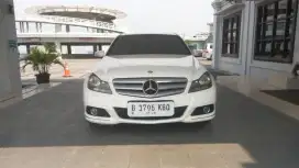 Mercedes Benz Mercy C200 AVG AVA CGI 2013