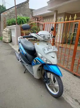 Bissmillah dijual motor Yamaha Mio j 2012 istimewa