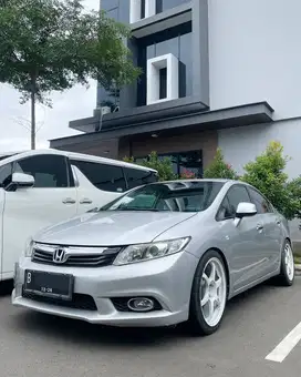 HONDA CIVIC FB2 1.8 AT 2013 PMK 2014 - LOW KILOMETER