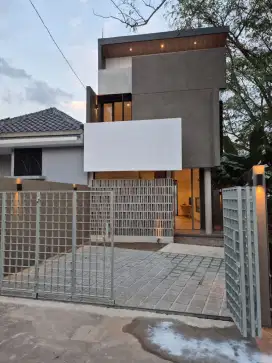 Rumah Siap Huni Model Minimalis Dekat Sektor 9 Bintaro