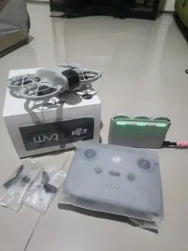 DJI NEO fly more combo LIKE NEW MULUS baterry cc 5/4/4 & remote segel