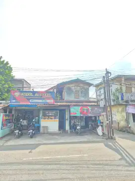 Dijual Rumah 2 Lantai Dan 3 Ruko Siap Huni