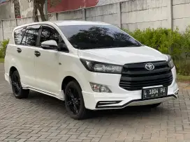 Innova V bensin matic