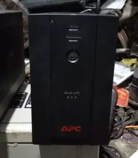 UPS APC backups 800va