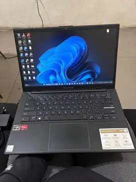 ASUS Vivobook go 14