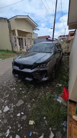Fortuner Vrz 2.4 4x2 Matic Solar Tahun 2019