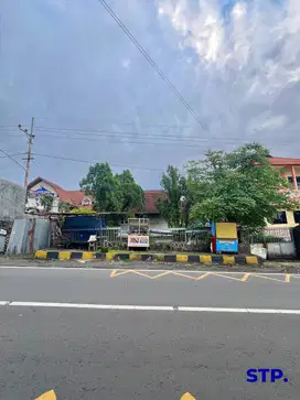 Rumah hitung tanah ex Villa di Raya Prigen, Tretes