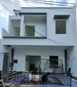 Dijual Rumah 2 Lantai Baru Minimalist Modern Di Regensi Melati Mas