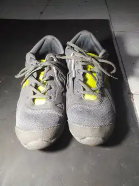 Diadora size 45 insole 29cm