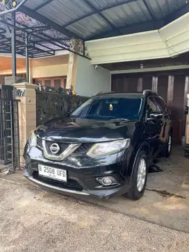 Nissan xtrail 2.0 matic kondisi siap pakai