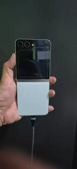 Samsung z flip 5  lcd dalam mati