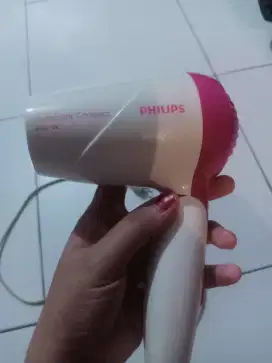 hairdryer preloved  Philips 400watt salon extra compact
