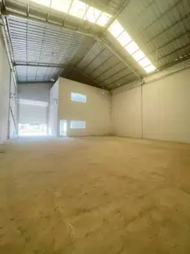 Disewakan Gudang dalam kawasan Deltasilicon