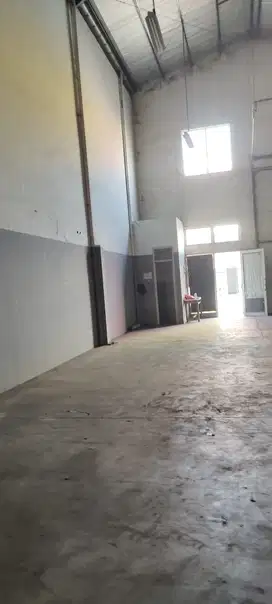 Gudang Disewakan Bizpark Cakung Luas 9x24