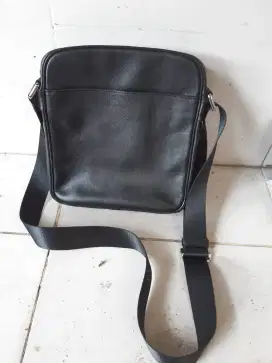 Tas Pria C**ch kulit asli