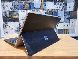 Microsoft Surface Pro 5  Windows 11 Core-i5 Windows 11 256GB