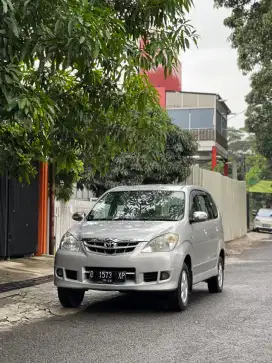 AVANZA G AUTO 2010_SUEGER