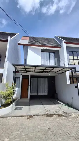 Rumah 2 lantai ciwaruga atas parongpong dekat gerlong free pajak