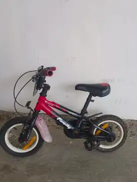 sepeda anak merk FAMILY series inferno boys 2.0