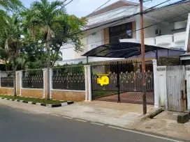RUMAH MEGAH DI KOMPLEK ABADI DUREN SAWIT