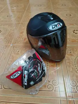 helm DYR osaka hitam doff UK m
