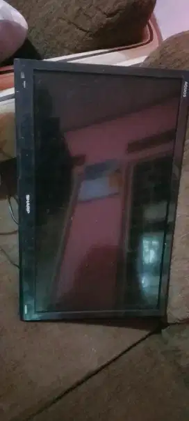 Tv Lcd merk sharf 21in dan lG 21in