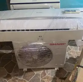 AC second 0.5 PK dan 1 PK Sharp standar + pemasangan dan ongkir