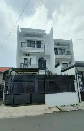Rumah Single house furnished Pasar minggu