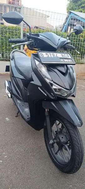 Honda Beat Deluxe 2022 CBS ISS B DKI