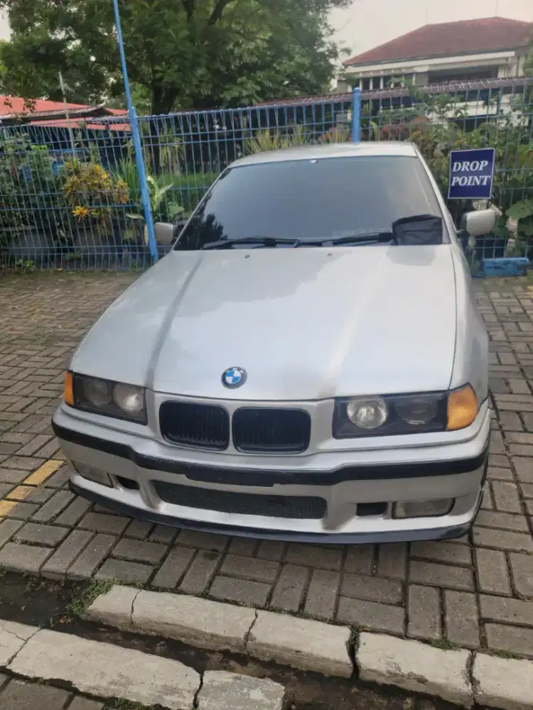 BMW E36 323I MT