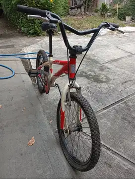 Sepeda Wimcycle 16