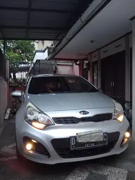 Kia Rio 2012 Bensin
