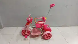 Sepeda roda tiga balita (tricycle)