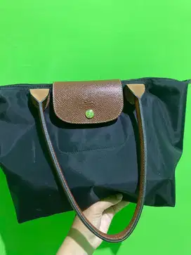 Tas Longchamp Le Pliage Ukuran M Black