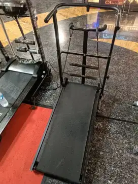 Treadmill manual 3fungsi bekas display toko