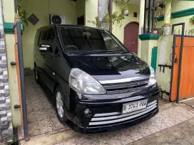 Dijual Serena HWS Autech Metic 2012