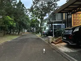 Jual Rumah BSD One gate system komplek nyaman bagus dekat tol