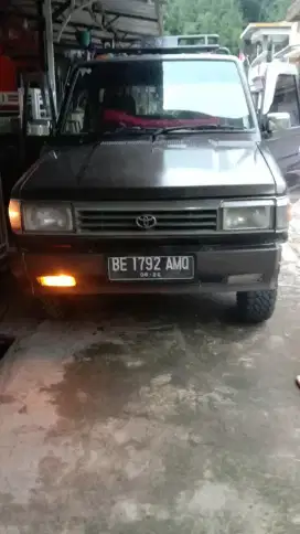 Jual mobil kijang 91