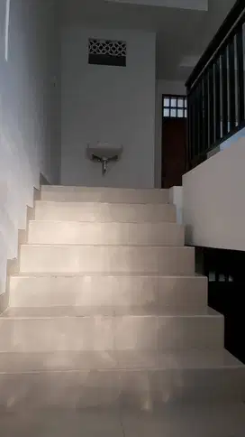 Jual Rumah BU Tanah dan bangunan Luas Murah Pamulang Tangerang selatan