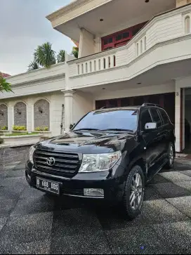 LAND CRUISER DIESEL UK 2011