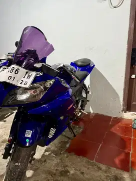 Dijual Yamaha R15 Biru 2016 V2 150cc