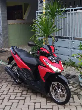 Vario 125 2017 cbs iss Merah Ferrari full modif