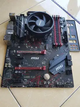 Sepaket AMD Ryzen 5 1500X | MSI B450 Gaming Plus MAX AMD AM4