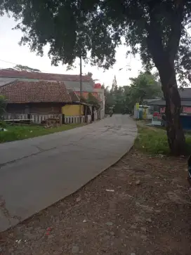 Dijual tanah 695 meter pinggir jalan utama cikarang pusat