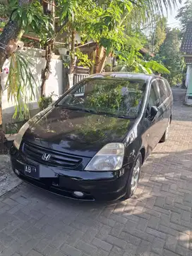 Honda strean 2002
