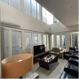 Rumah Siap Huni bernuansa Villa Adem Banget
