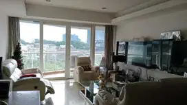 JUAL CEPAT! Apt. Royale Springhill Lantai Rendah Full Furnish