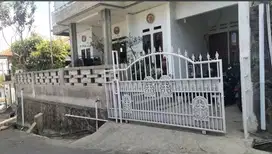DIJUAL Rumah tinggal dan kosan Lux 2 LT Setiabudi Bandung