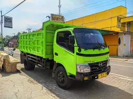 2013 Hino Dutro 130HD Truck dam Plat S duro mobil bekas sekoto kediri